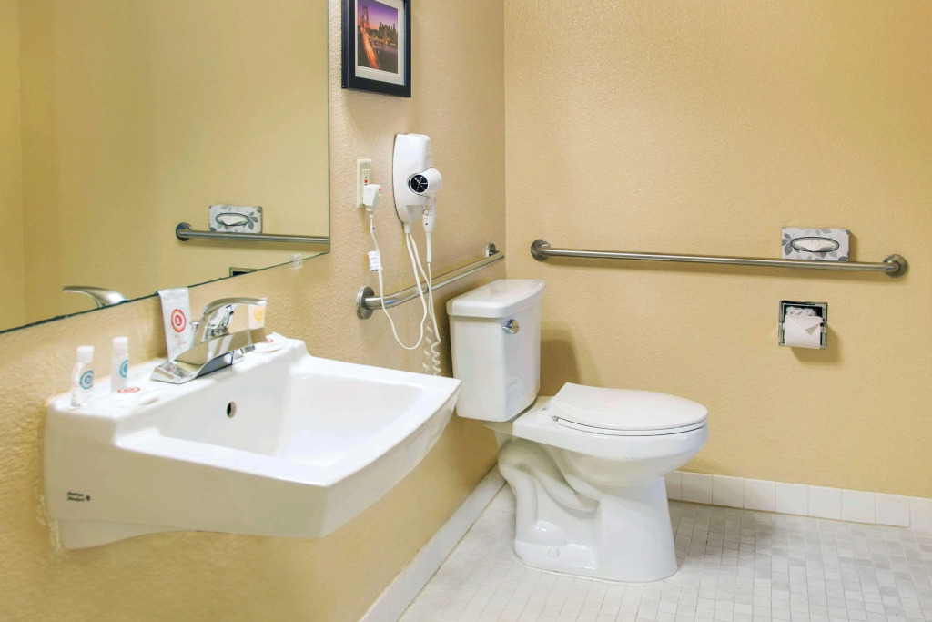 Comfort Inn & Suites San Francisco Airport North