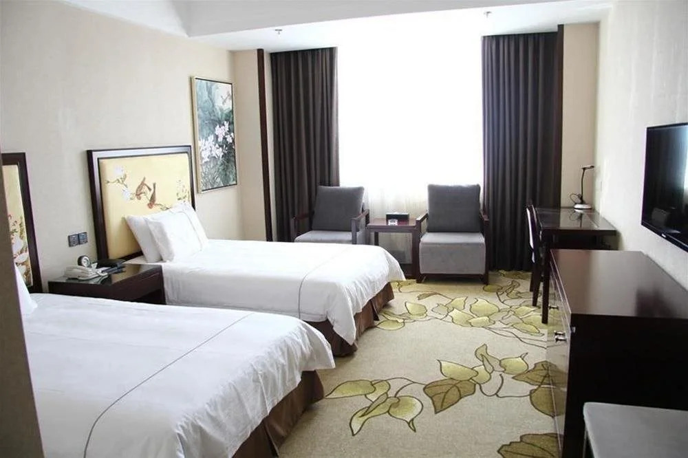 Halo Hotel