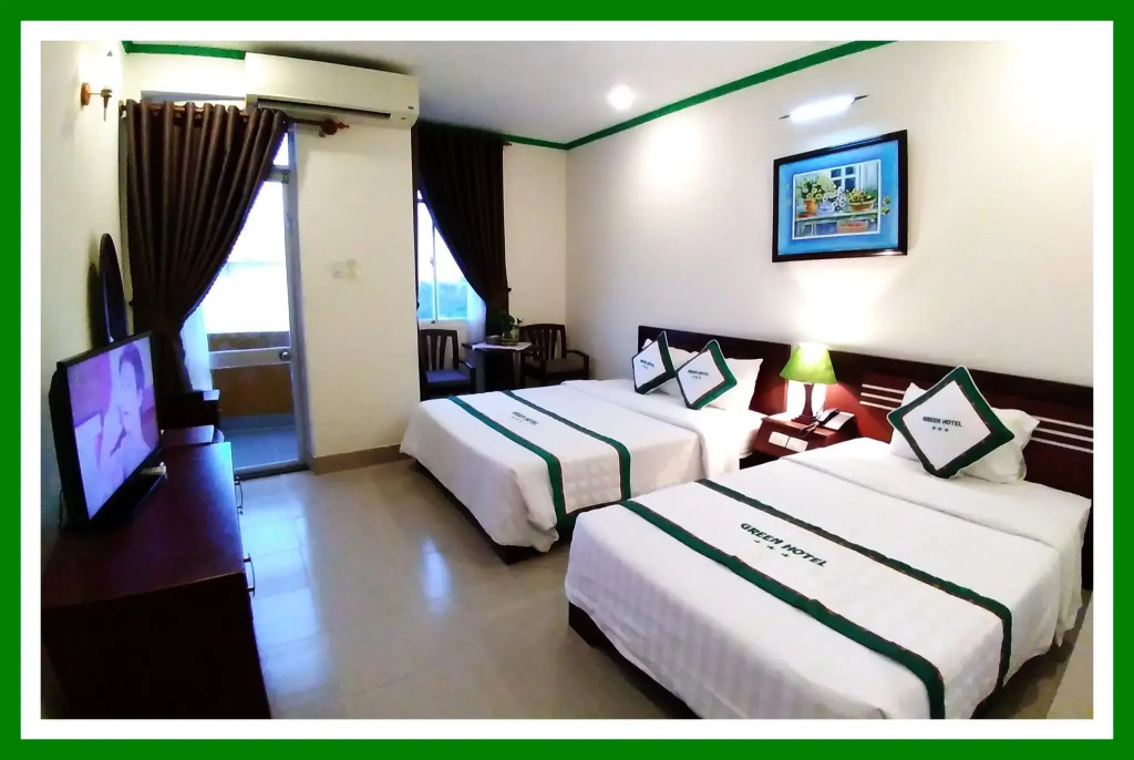 Green Hotel