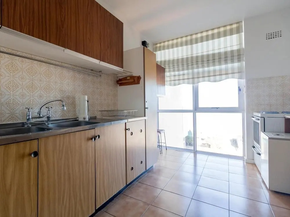 1208 St Tropez