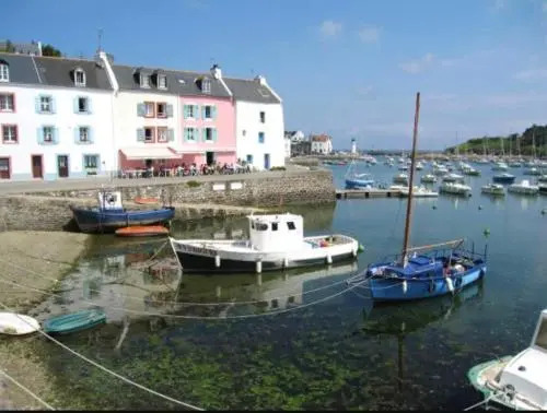House Maison mitoyenne de 3 chambres, avec jardin située à proximité de la plage