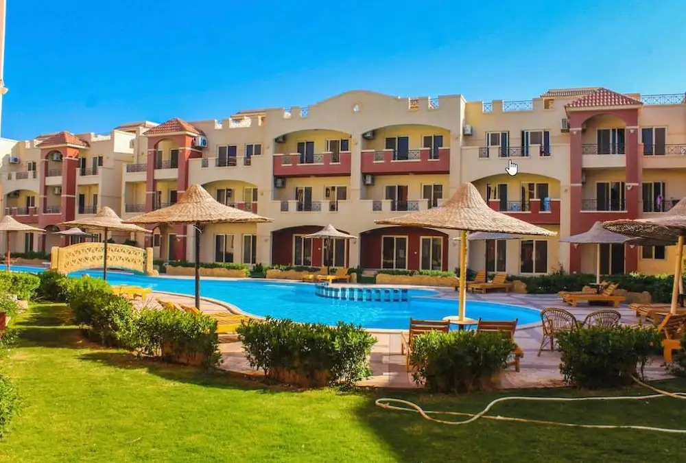 La Sirena Hotel & Resort - Families only