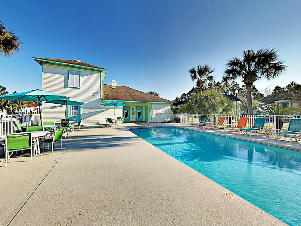 Updated Getaway W/ Pool & Patio Overlooking Pond 3 Bedroom Condo