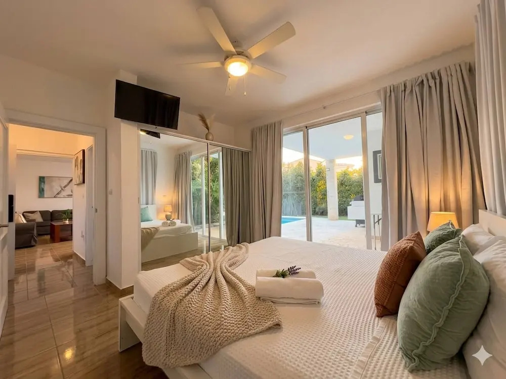 Cozy 2BR Villa in Ocean Village