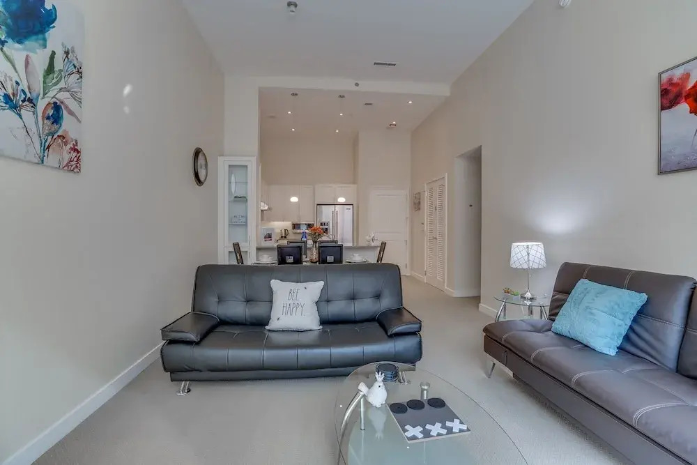 2 Bedroom Apartment located in Washington Dcâs Penn Quarter. 2 Apts by RedAwning