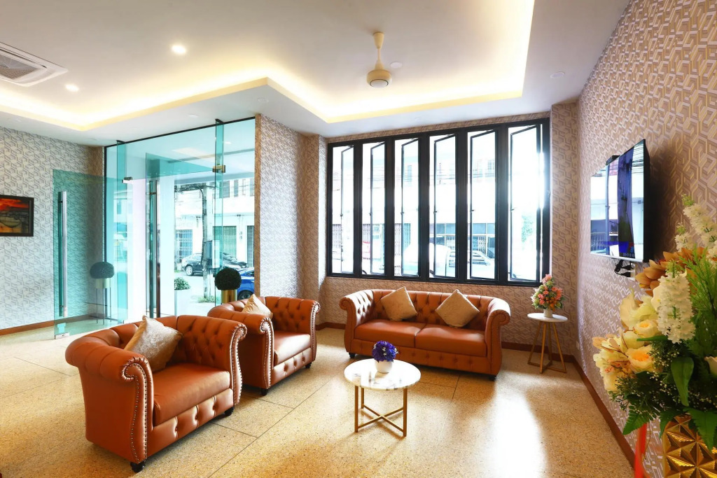 Mest Hotel (SHA Extra Plus)
