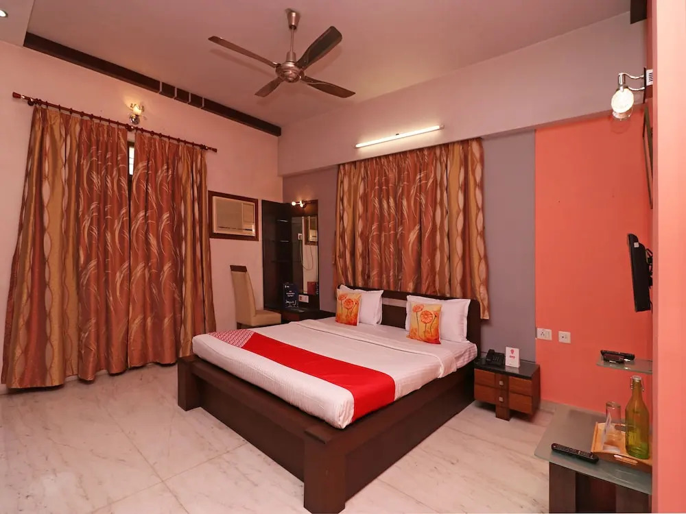 OYO 11920 Rishta Inn