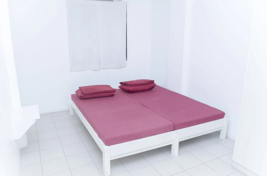 TARASA HOSTEL
