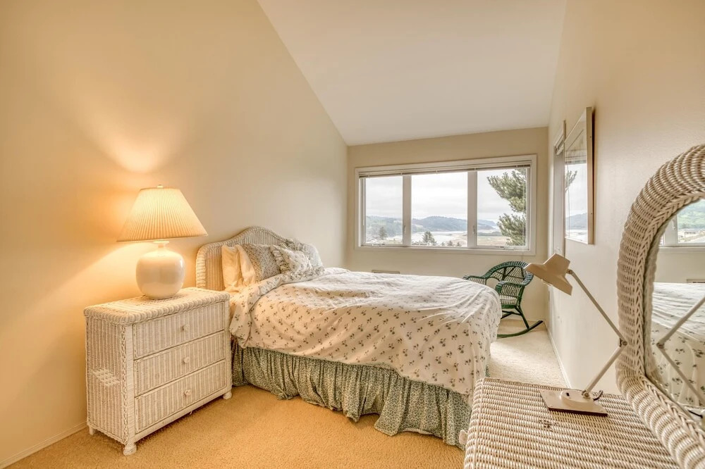 Spectacular River and Ocean View - Charming Coastal Retreat