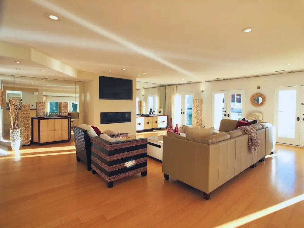 Luxury Beachfront Estate & Private Beach.
