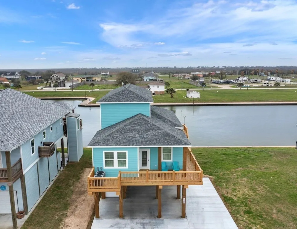 Fishermans Delight 3 Bedroom Home by RedAwning