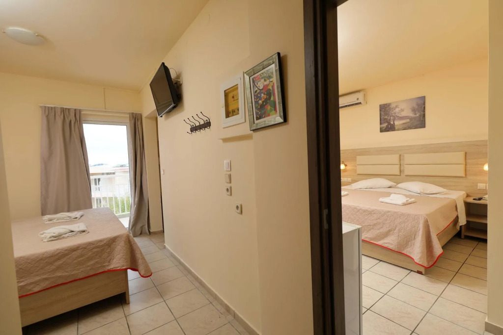 SunBay Hotel