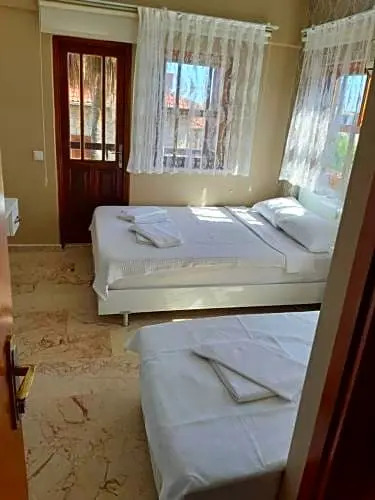 adalis hotel