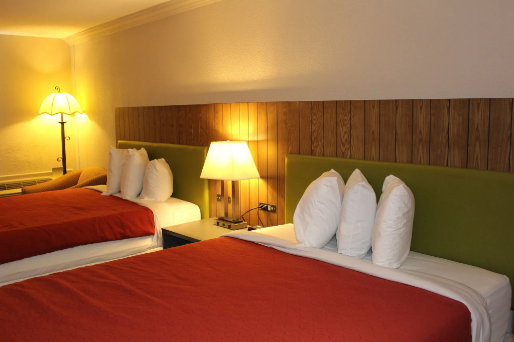 Garden City Inn