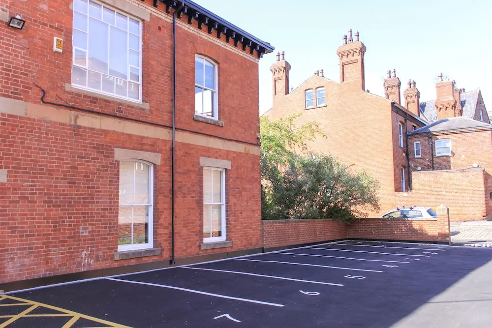 Hanover House Apartments