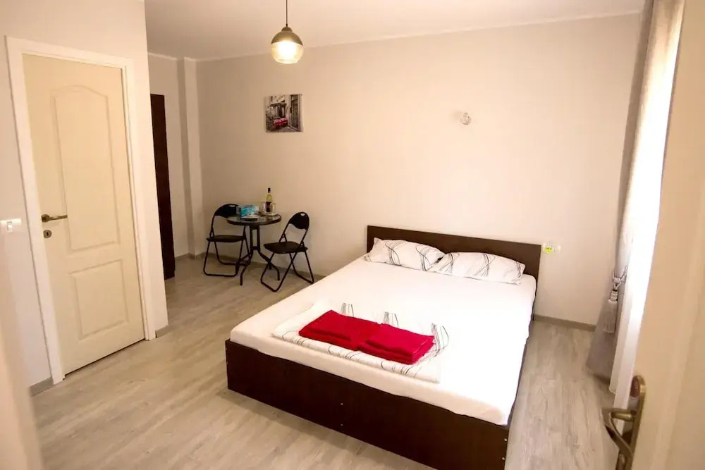 Studio in Constanta, With Enclosed Garden and Wifi Near the Beach
