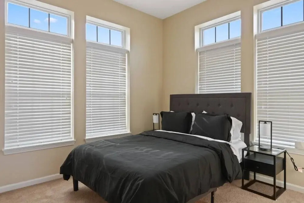 Cozy 3bd, 3BA Downtown Indy