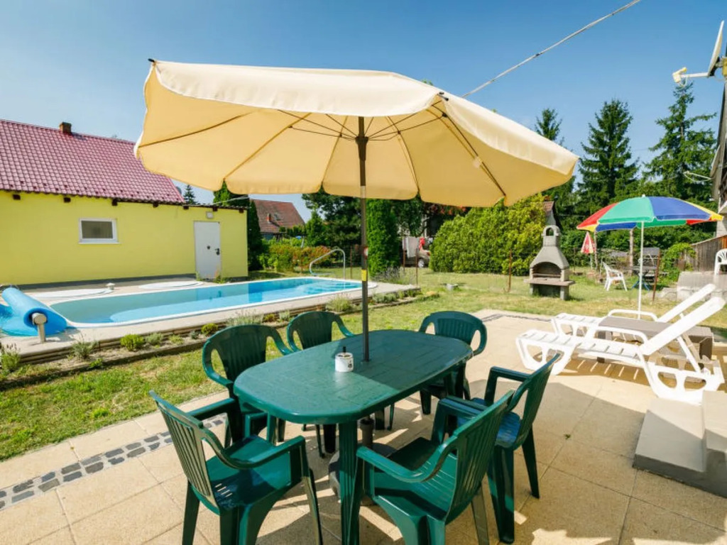 House Sunny Day Balatonmariafurdo