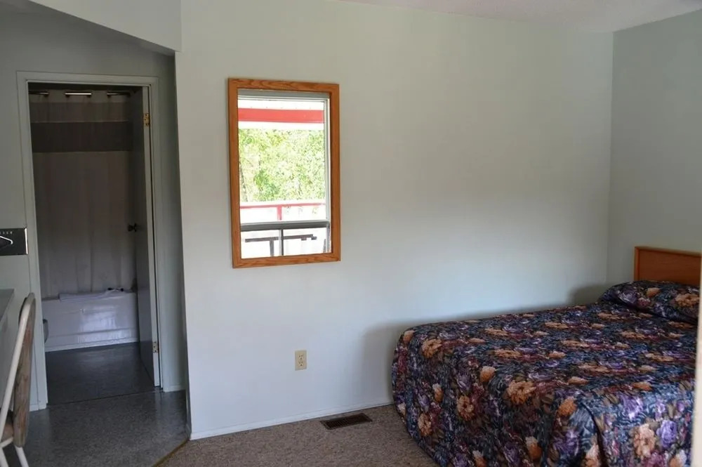 Rivermount Motel