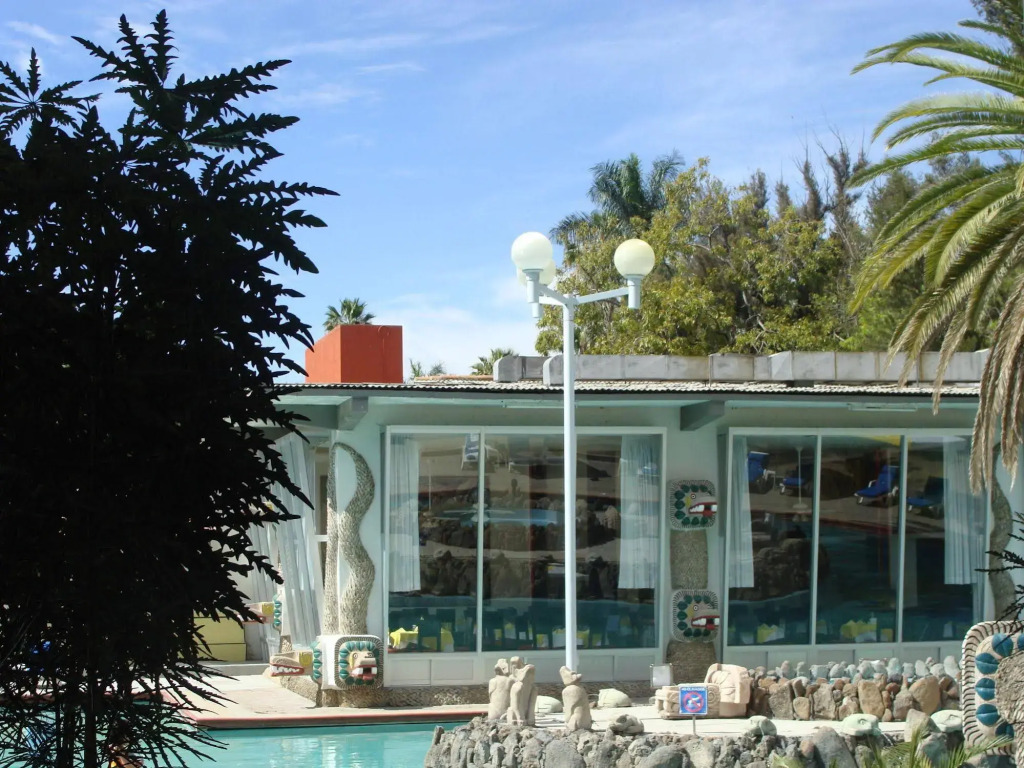 Hotel Y Parque Acuático La Caldera