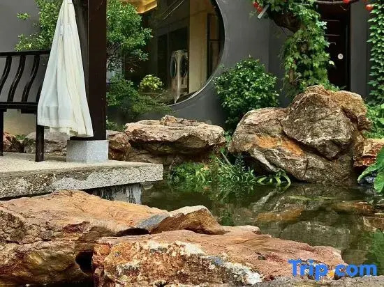 Yibo Yunxi Hotel (Jiujiang College Branch on Shili Avenue)