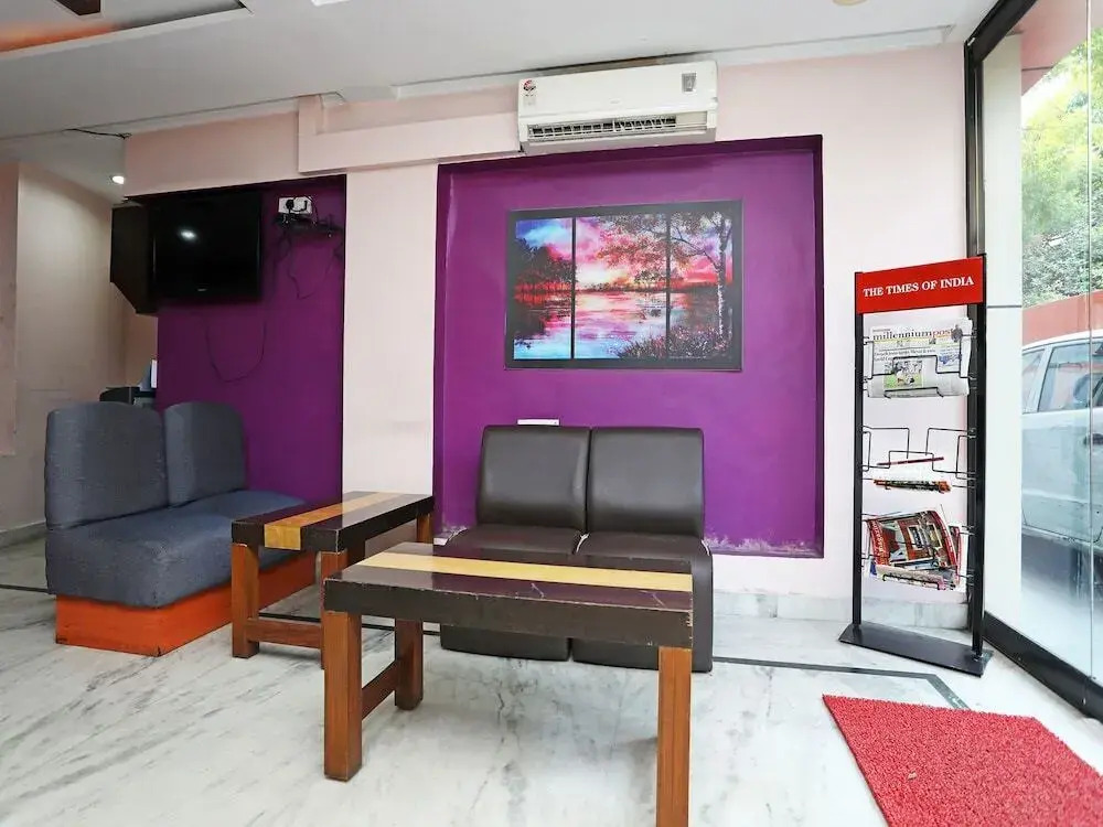 Hotel Arya International