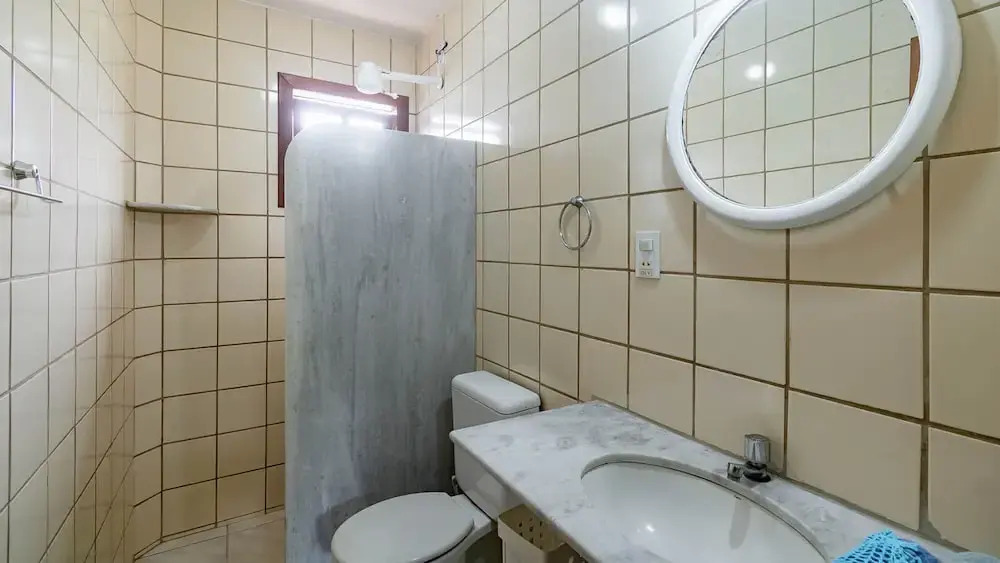 Casa com Piscina a 300m da Praia de Taperapu