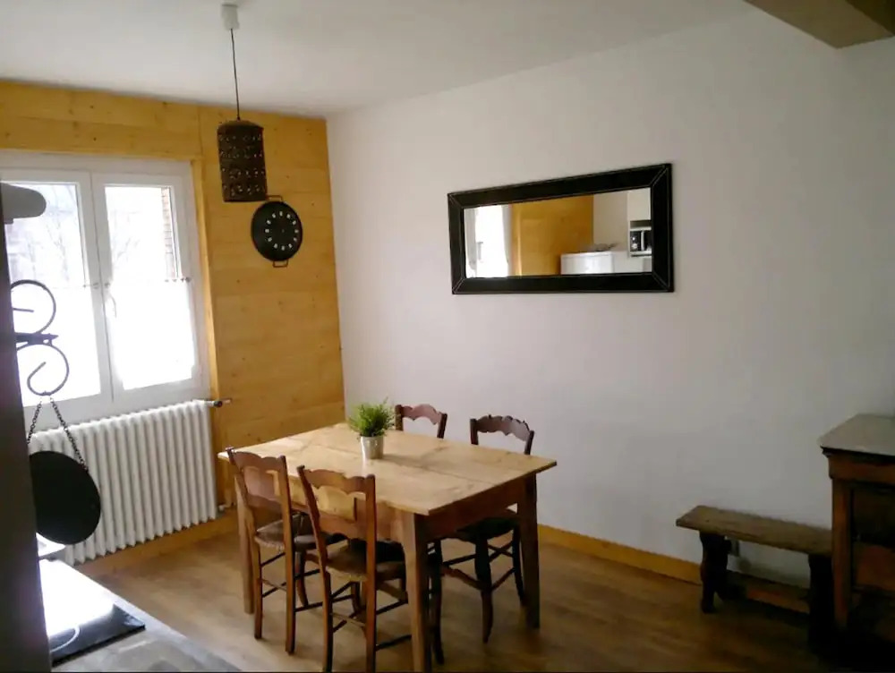 Apartment with 3 Bedrooms in Briançon, with Wonderful Mountain View, Enclosed Garden And Wifi