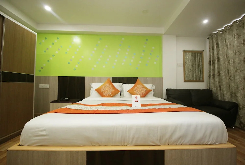 OYO 8241 Hotel Green Park