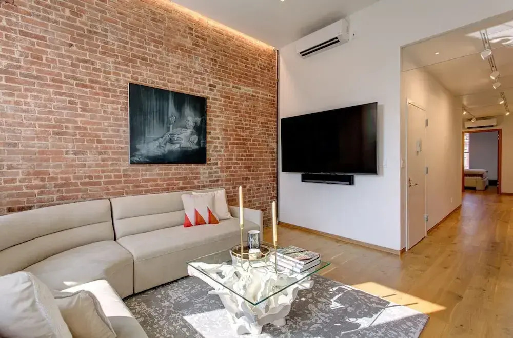 Hawthorn III by Rove Travel 2BR Designer Apt