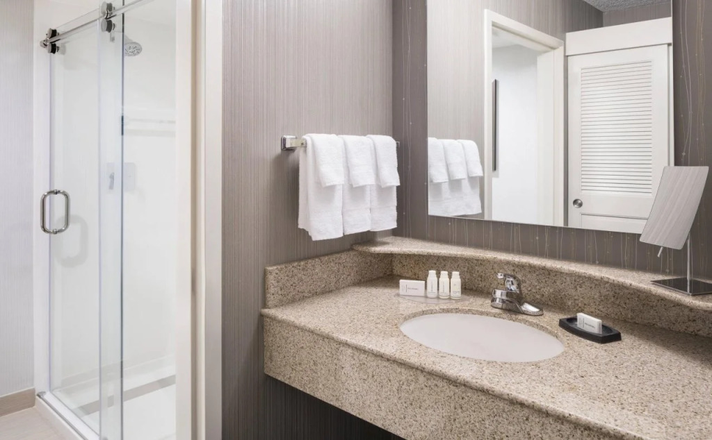 Courtyard by Marriott San Mateo Foster City