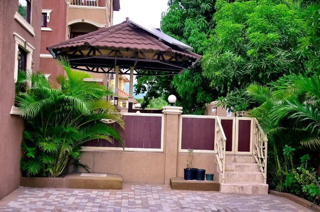 The Bellagio, 2BR apartment