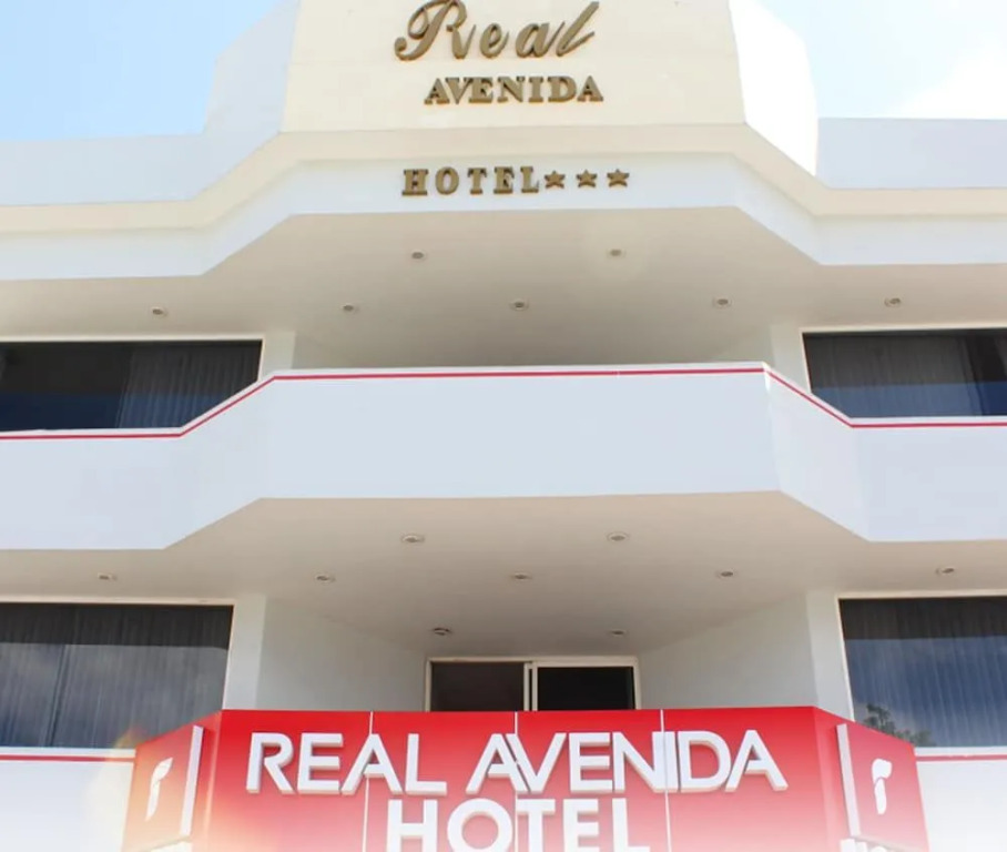 Real Avenida Hotel