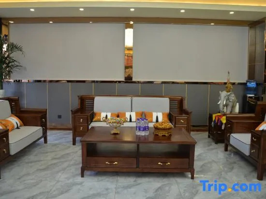 Yushu jiegu temple hotel