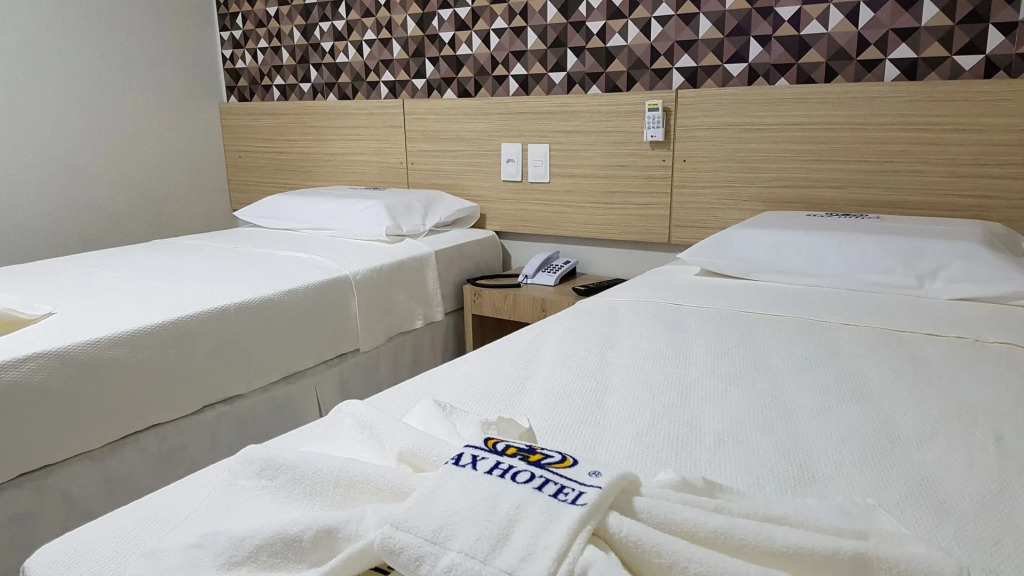 Max Hotel