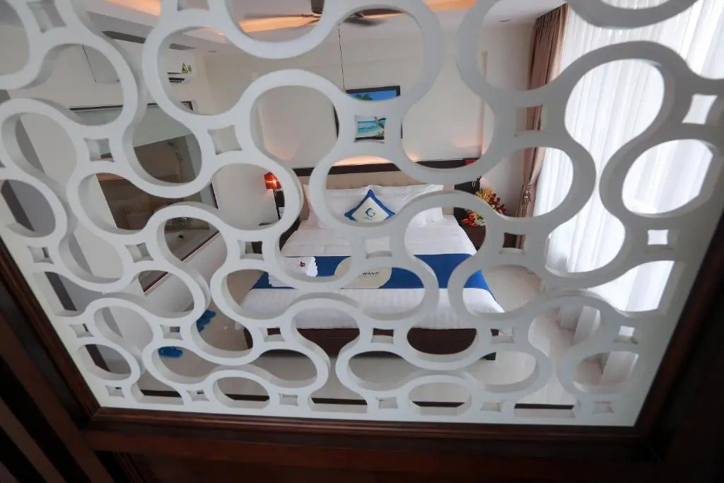 Blue Wave Hotel