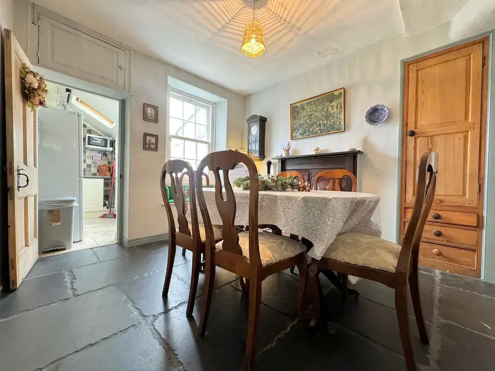 The Cottage, 3 Bedroom, Pets Welcome