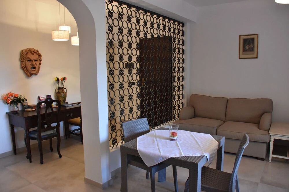 La Mimosa Guest House