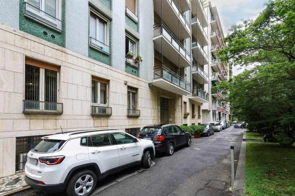 SV18C Charming modern flat S Ambrogio
