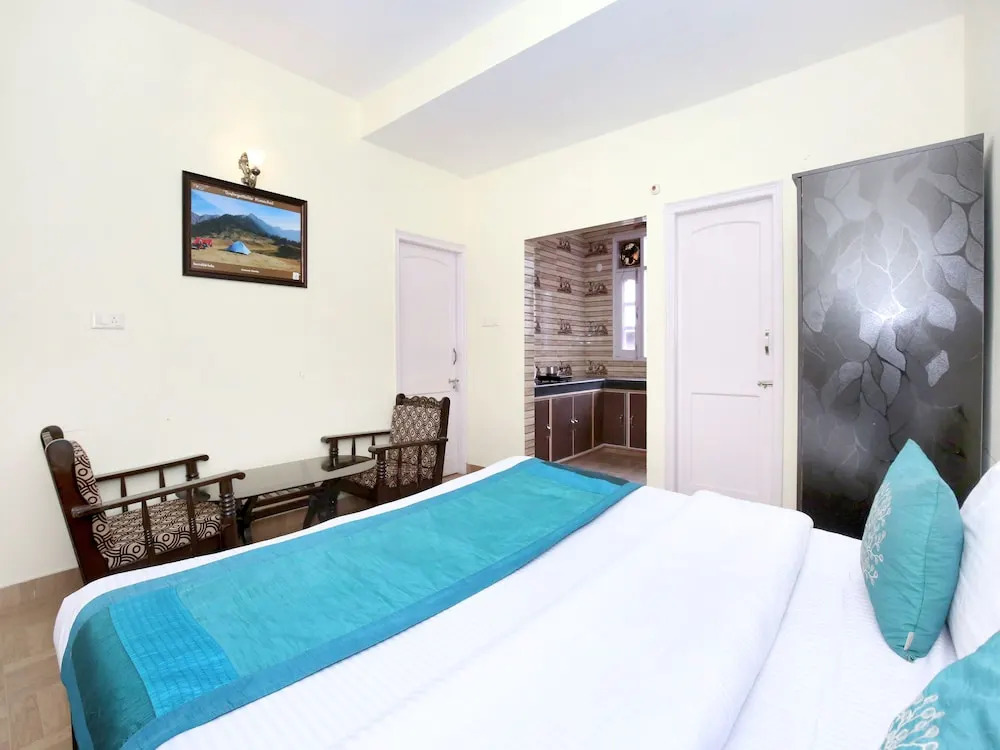 OYO 11863 Home Valley View 2RK