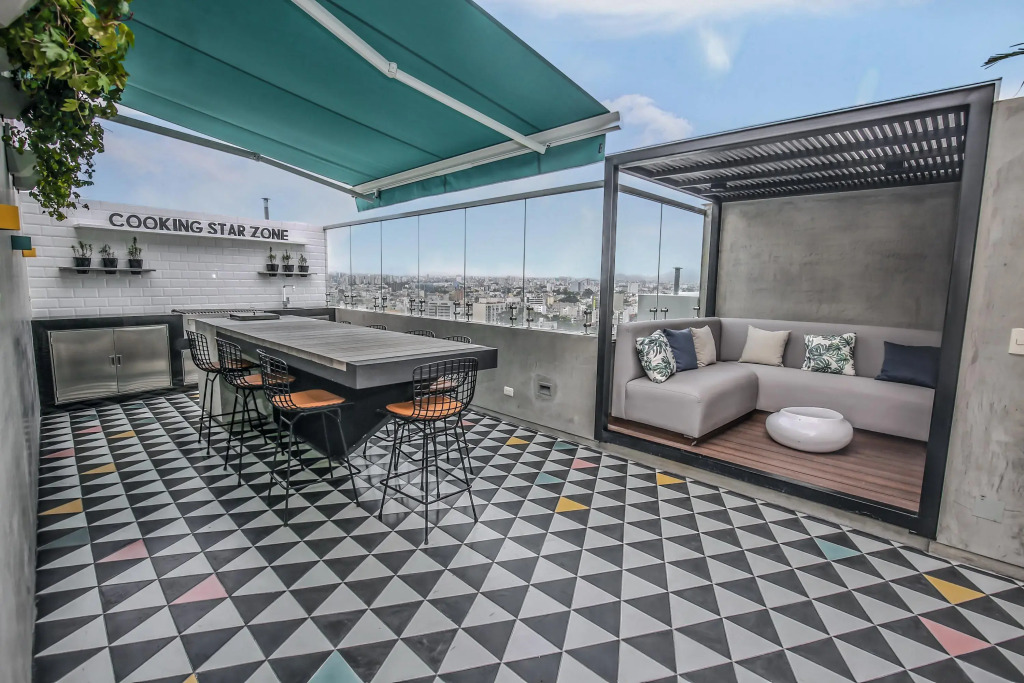 Trendy Host Stelar Miraflores