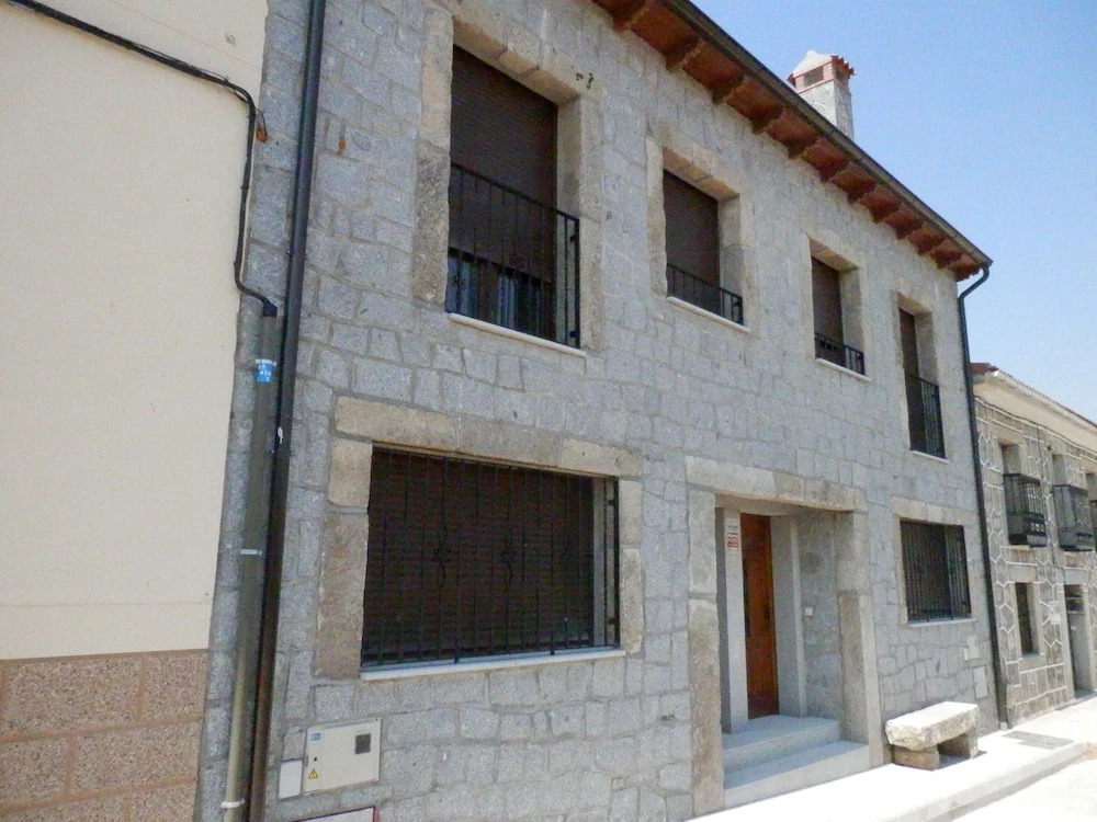 Fantastic Holiday Home in Avila with Hot Tub
