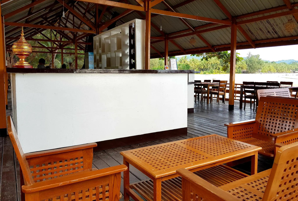 Coconut Island Resort