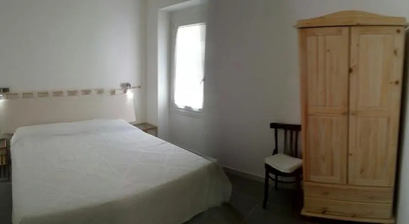 Josso House