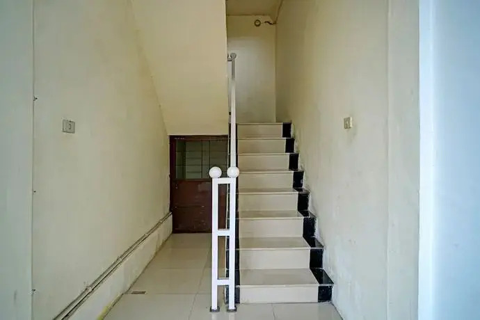 OYO 90979 Ryfana Residence Syariah