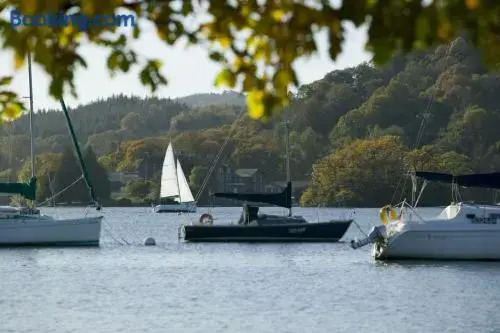 Lingmoor Guest House