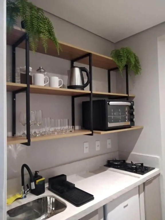 Studio 156, ótima localização, 150 metros do mar