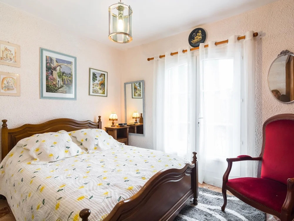 Beautiful Holiday Home in Lorgues with Garden