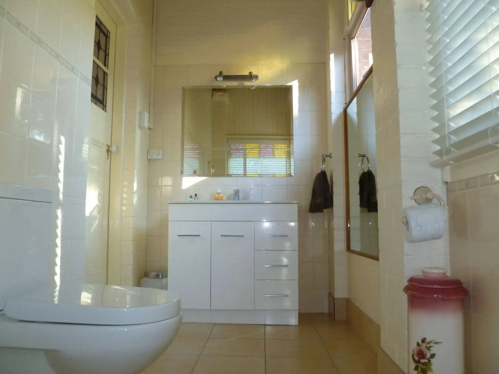 Donalea 2 Bedroom Riverview Apartment