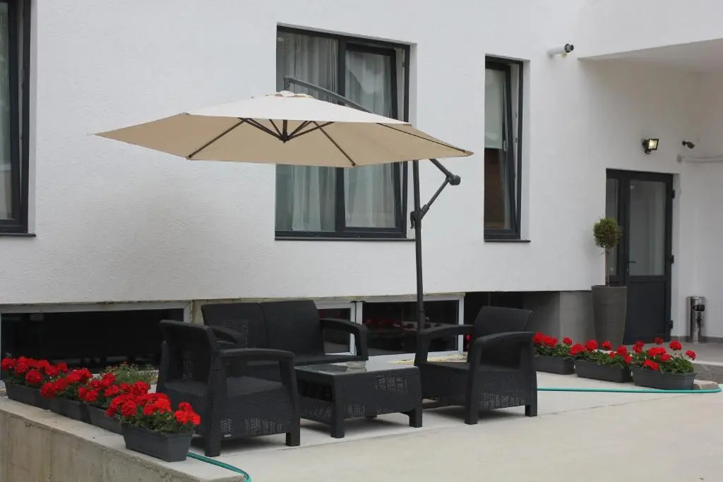 Hermann Apartments